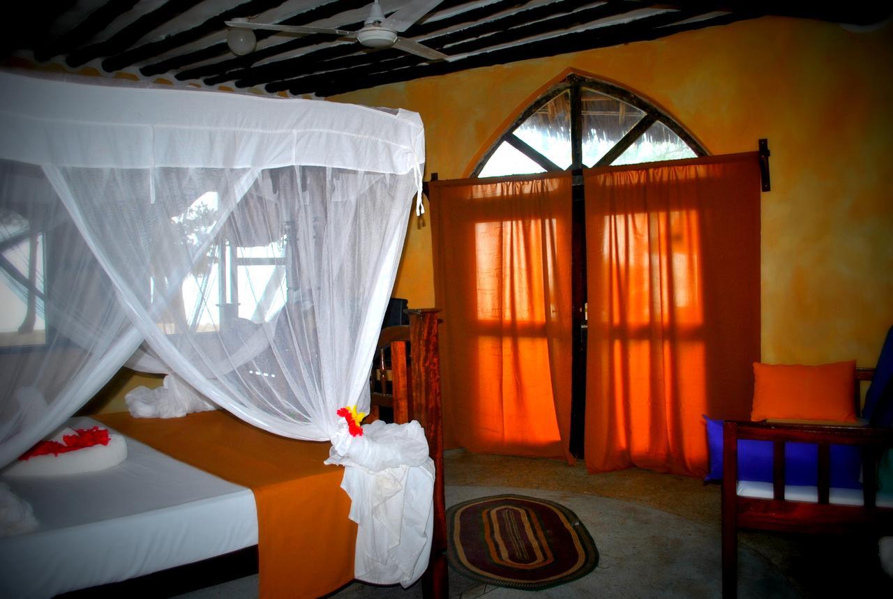 Coral Reef Resort Pwani Mchangani Extérieur photo